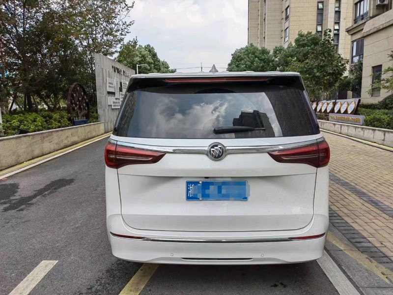 苏州21年别克GL89