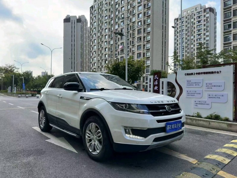 苏州17年陆风X72