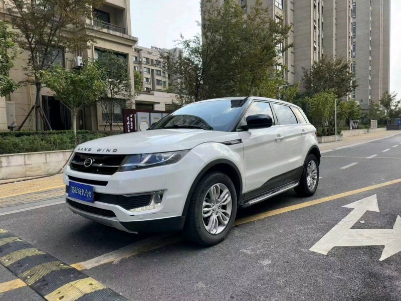 苏州17年陆风X73