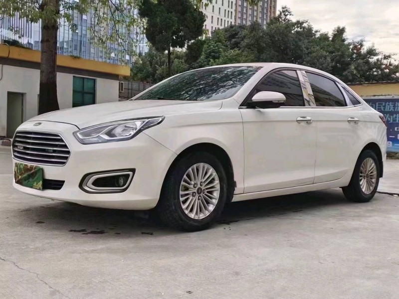 珠海17年福特福克斯3