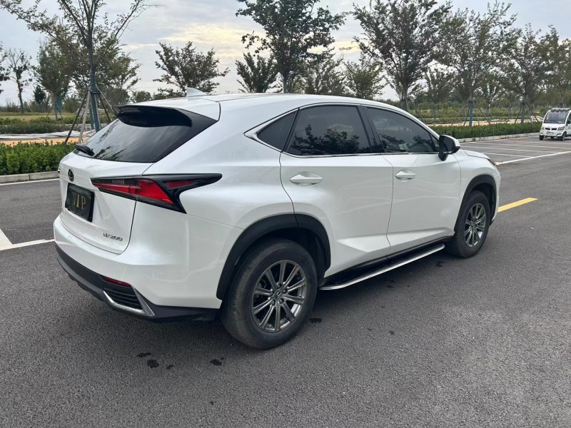 徐州21年雷克萨斯NX4