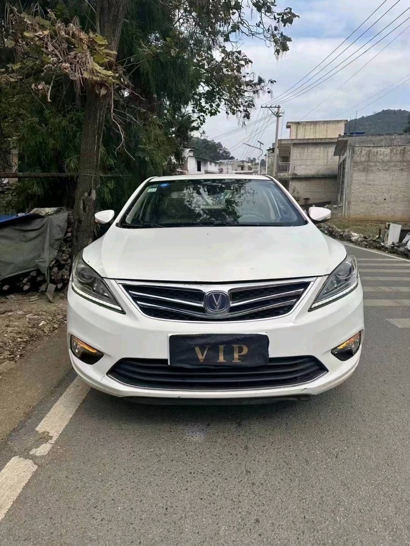 遵義17年長安汽車逸動1