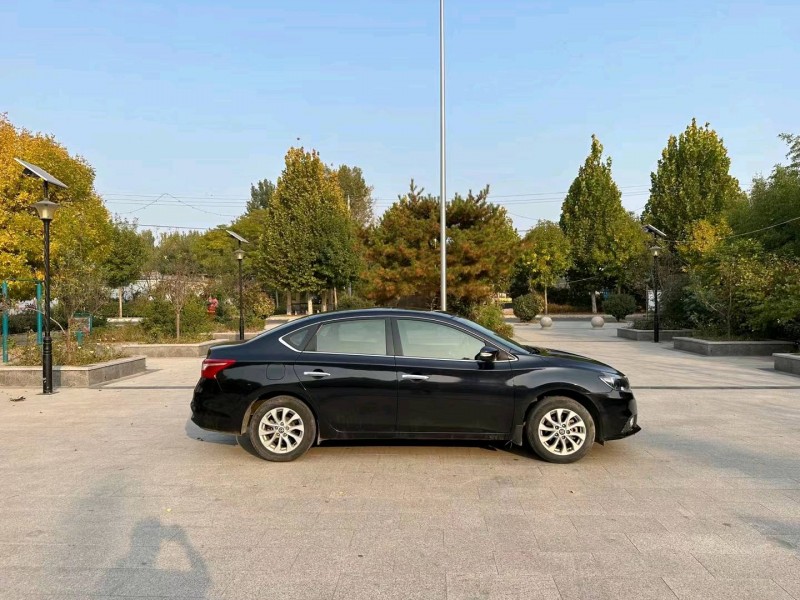 济南17年日产轩逸7