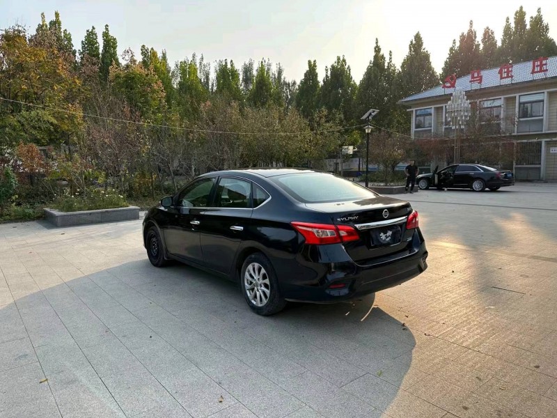 济南17年日产轩逸8