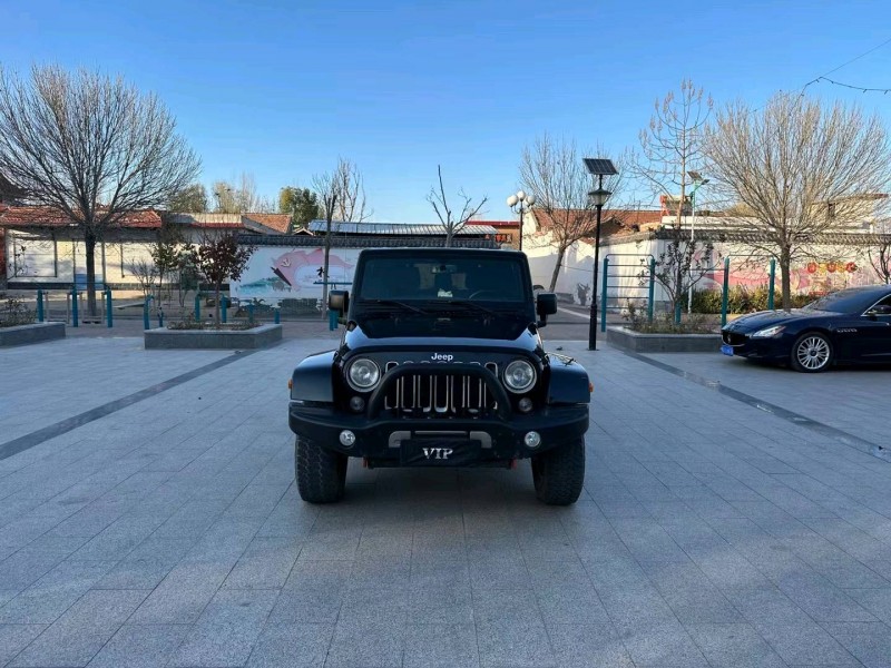 济南18年Jeep牧马人1