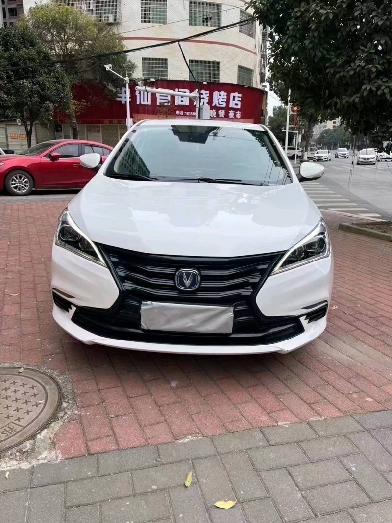 湖州22年长安汽车逸动1