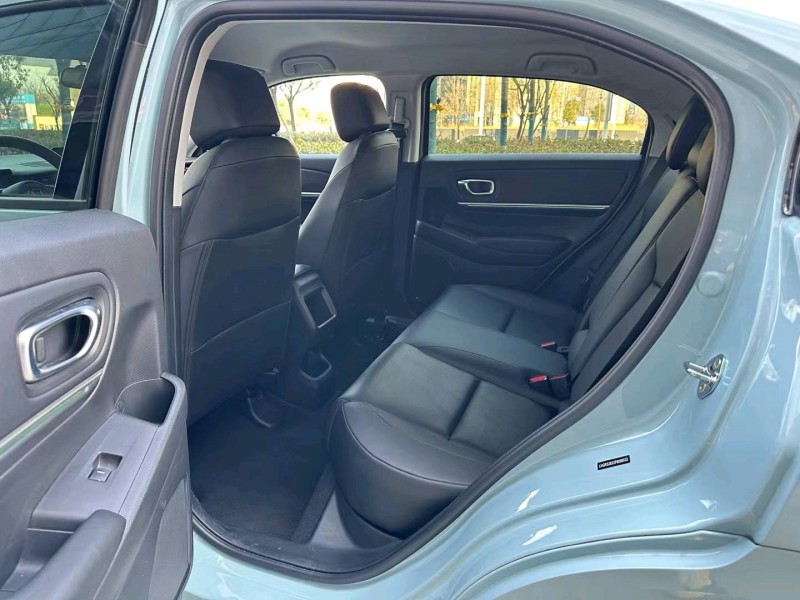 济宁23年本田极湃4