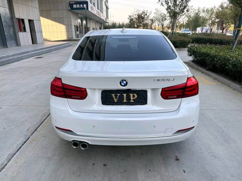 济宁18年宝马3系9