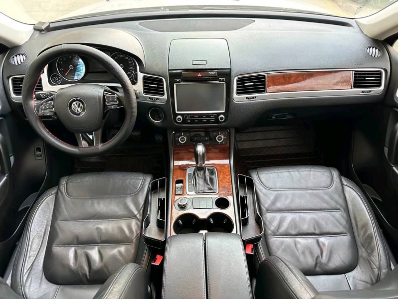 济宁13年大众途锐6