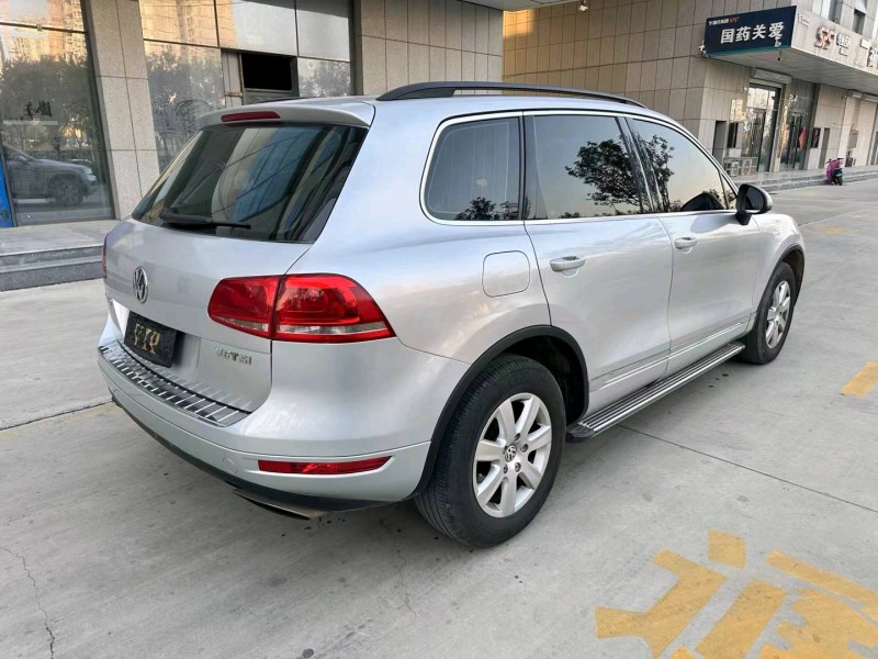 济宁13年大众途锐8