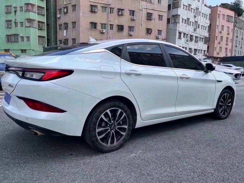 珠海20年江淮思皓A56