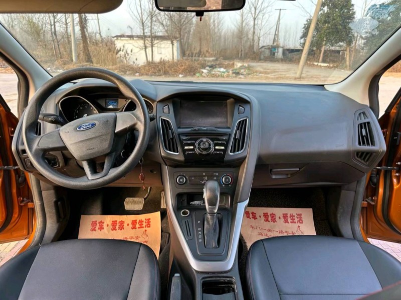 徐州17年福特福克斯5