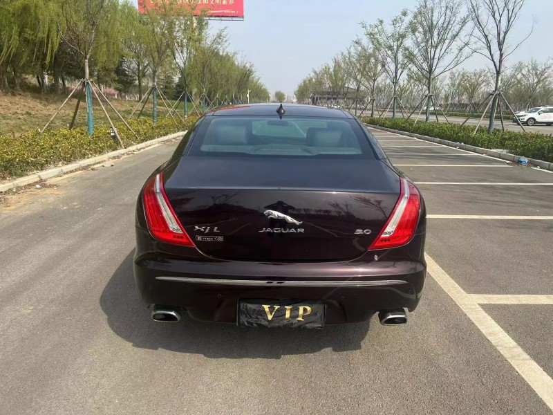 徐州16年捷豹XJL8