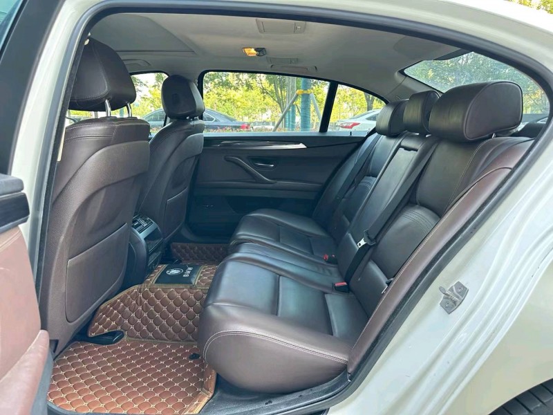 济宁15年宝马5系5