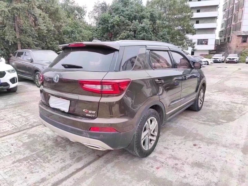 邵阳19年长安汽车CS552