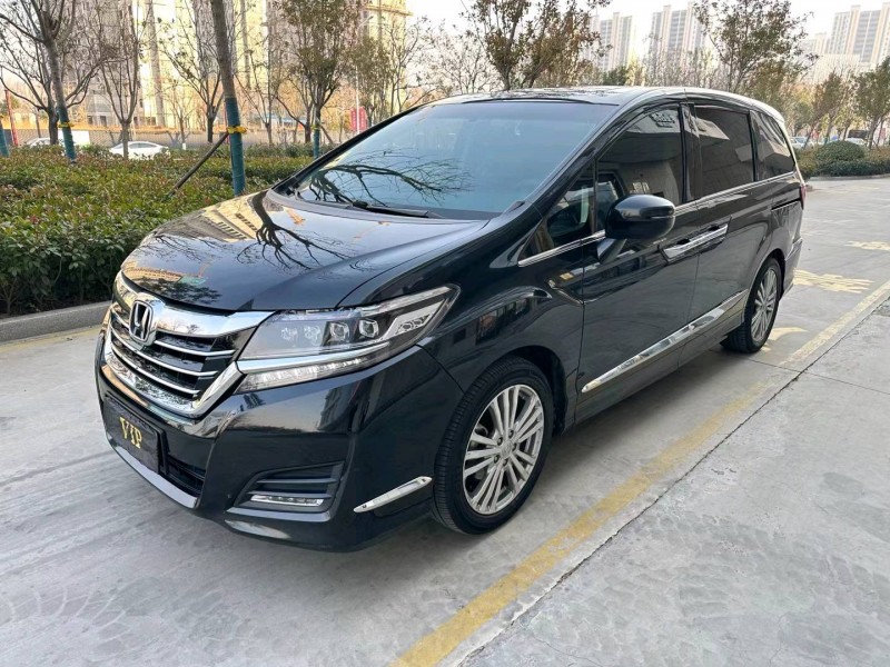 济宁18年本田艾力绅2