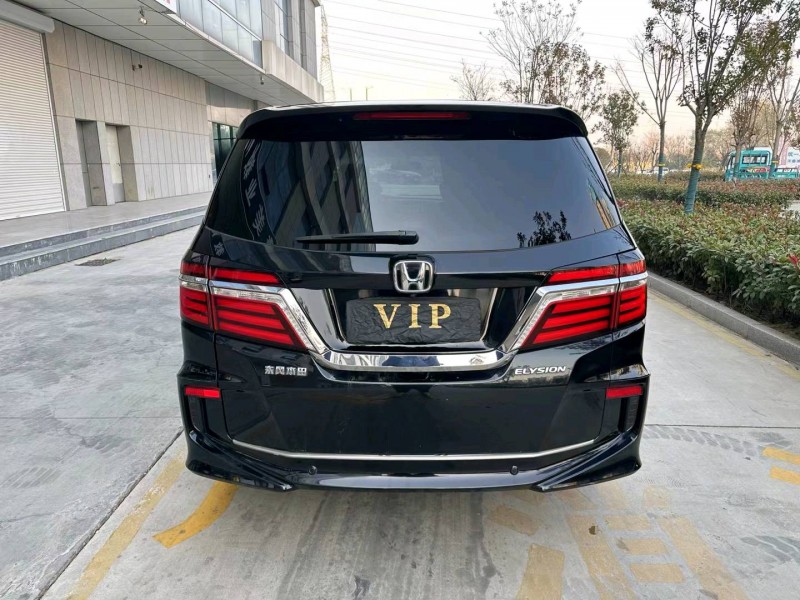 济宁18年本田艾力绅9