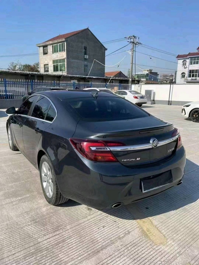 嘉兴14年别克君威4