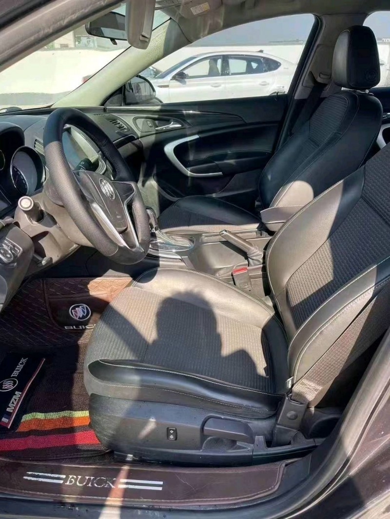 嘉兴14年别克君威8