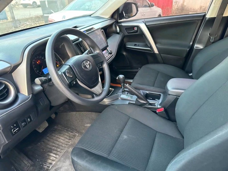 沧州18年丰田RAV4荣放4