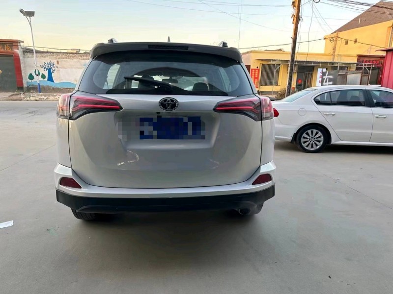 沧州18年丰田RAV4荣放8