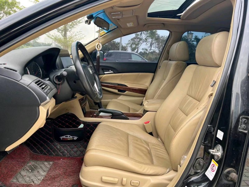 汕头11年本田雅阁4