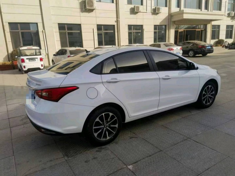 保定23年奇瑞艾瑞泽54