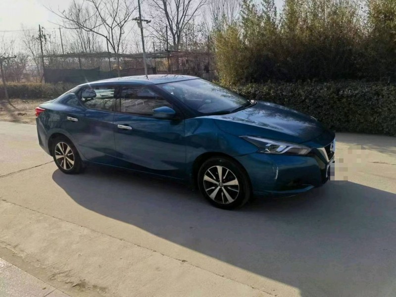 保定20年日产蓝鸟3