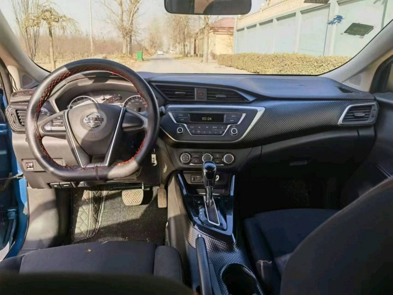 保定20年日产蓝鸟7