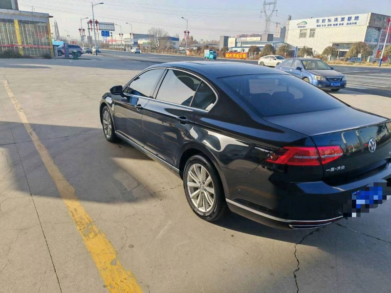 保定19年大众迈腾3