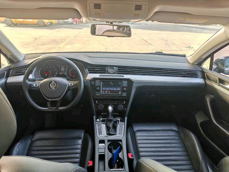 保定19年大众迈腾8