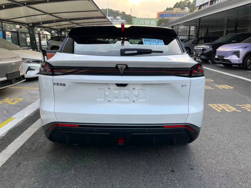 东莞23年长安汽车深蓝4