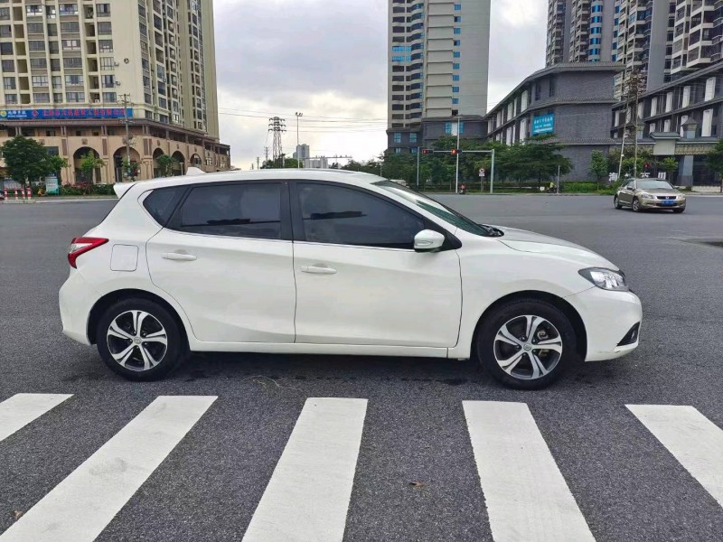 梧州17年日產騏達8