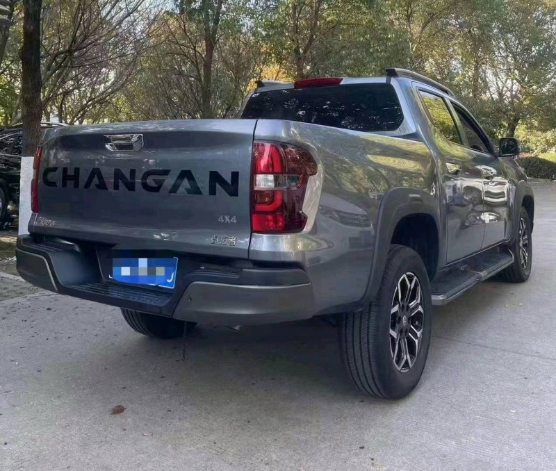 嘉兴23年长安汽车览拓者8