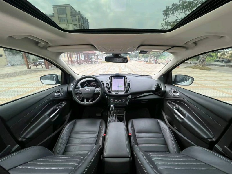 汕头19年福特翼虎7