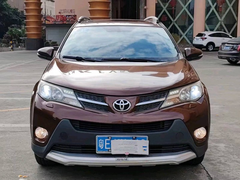 珠海14年丰田RAV41