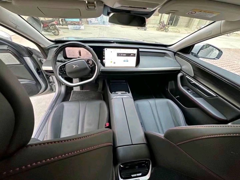 邯鄲23年小鵬汽車p73