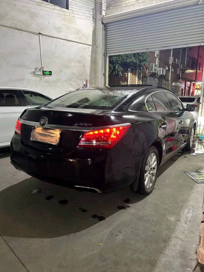 中山14年别克君越6