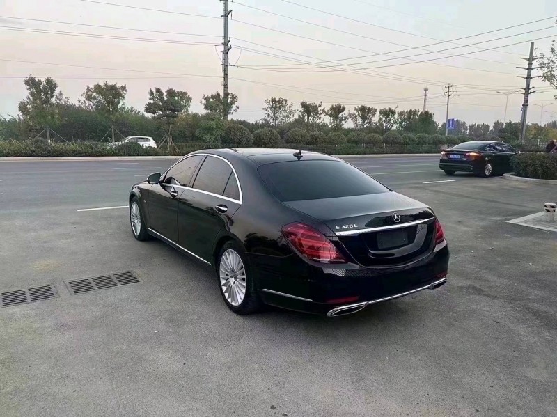 枣庄19年奔驰S4