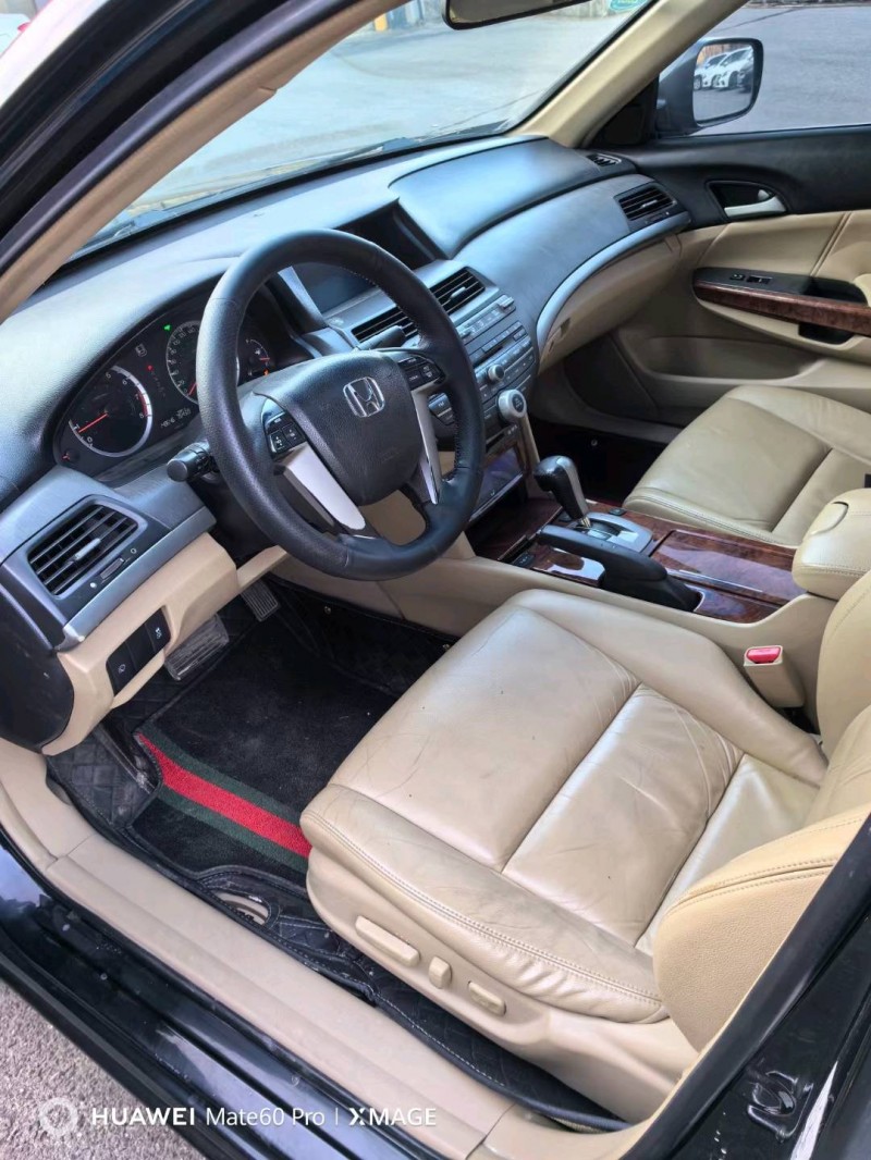 沈阳12年本田雅阁6