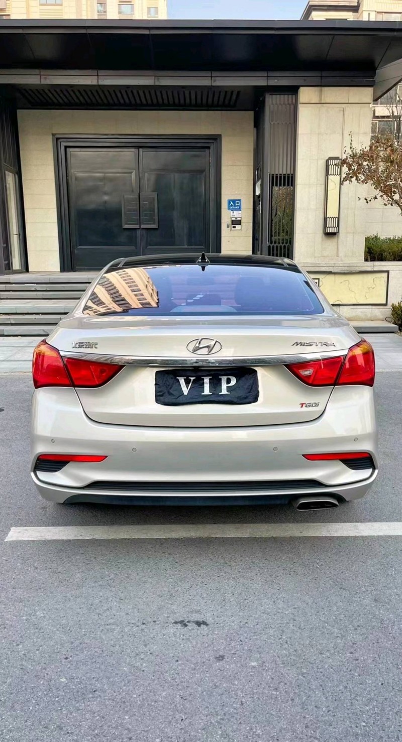 廊坊17年现代名图9