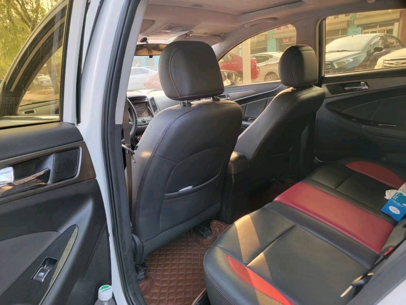 聊城16年长安汽车逸动6