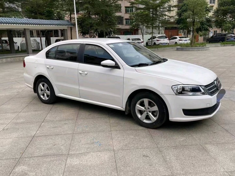 中山16年大众朗逸3