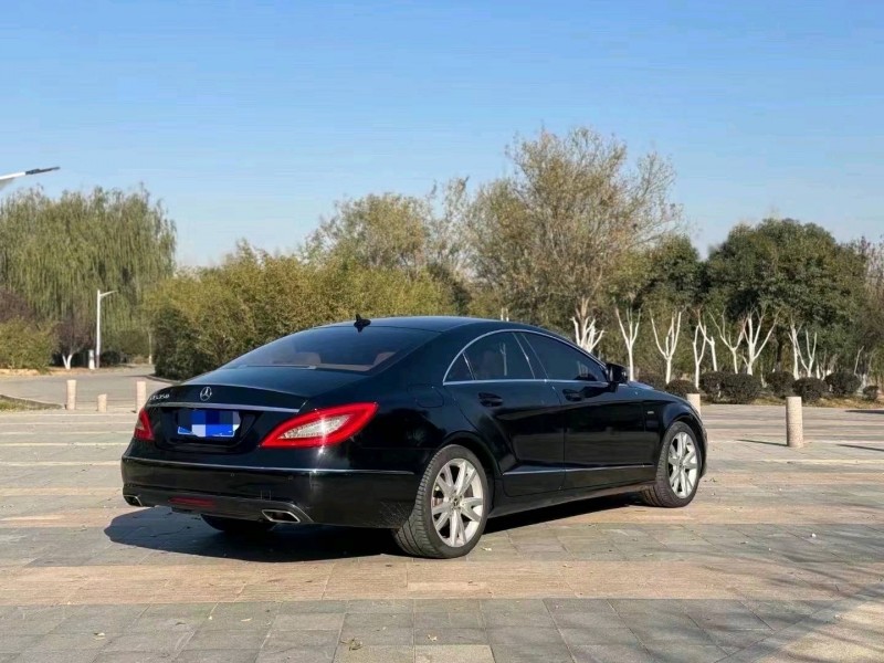 济南13年奔驰CLS7