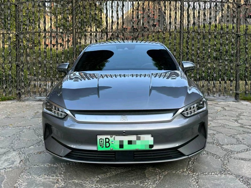 珠海23年比亚迪秦1
