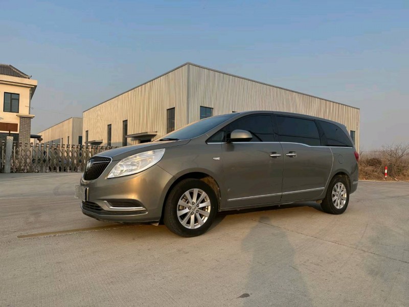 徐州17年别克GL82