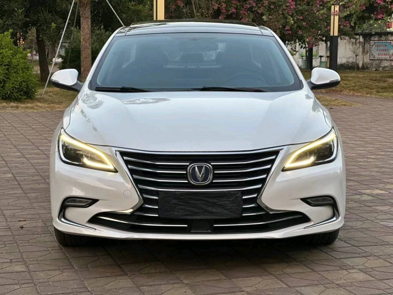 广州18年长安汽车睿骋CC1