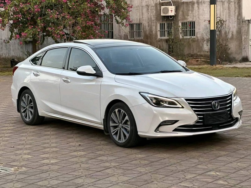 广州18年长安汽车睿骋CC4