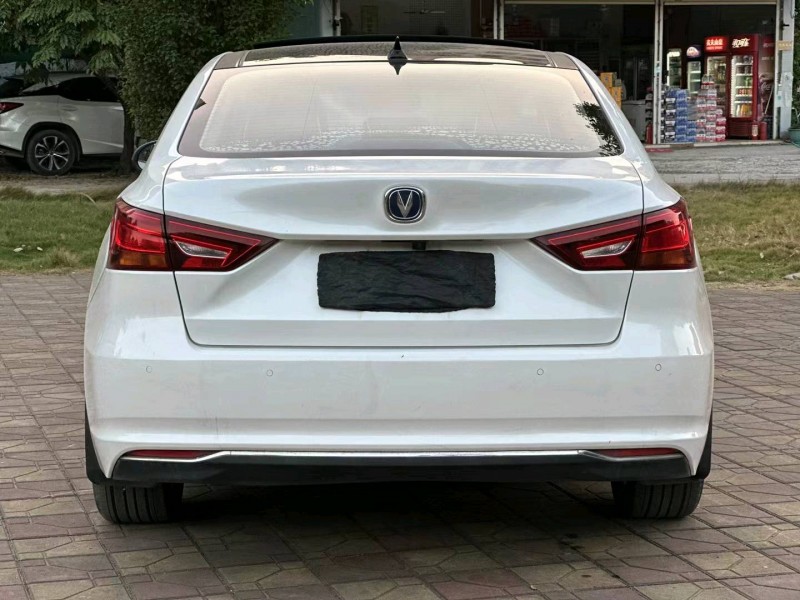 广州18年长安汽车睿骋CC9