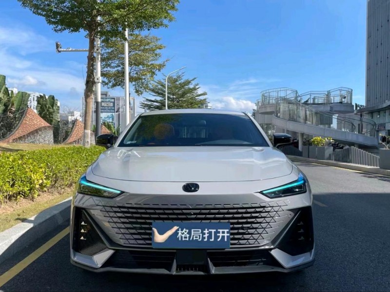 深圳23年长安汽车UNI-V1